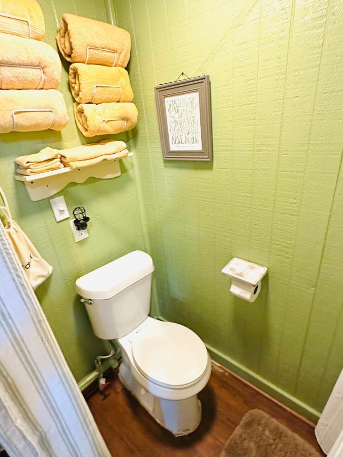 Acorn Hideaways Canton Unwind At Green Gables Suite For Up To 3 Exteriör bild